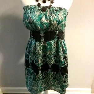 Women's beautiful size medium strapless dress